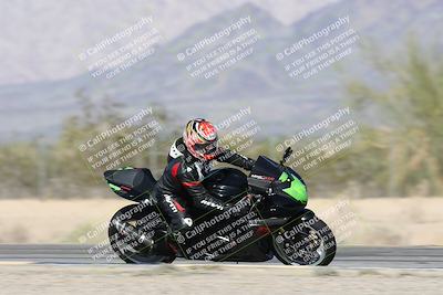 media/Dec-01-2025-Moto Forza (Mon) [[2daa91e15f]]/2-Intermediate Group/Session 3 (Turn 7 Inside Pans)/